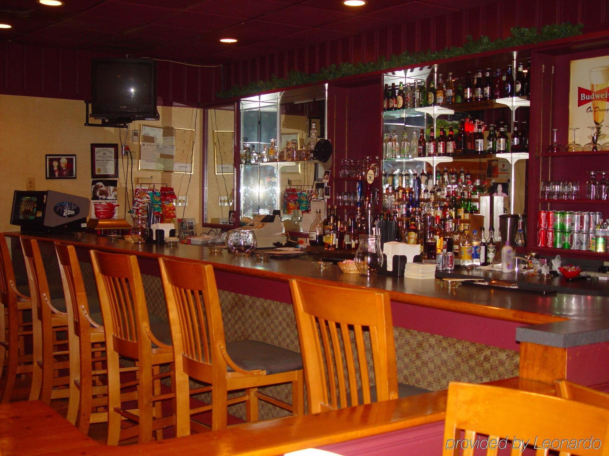 Mayfair Inn Williamston Restaurant photo